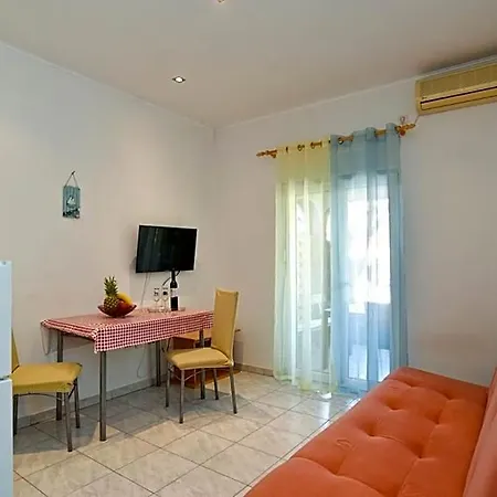 Welcoming With Shared Pool