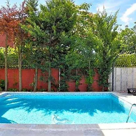 Welcoming With Shared Pool
